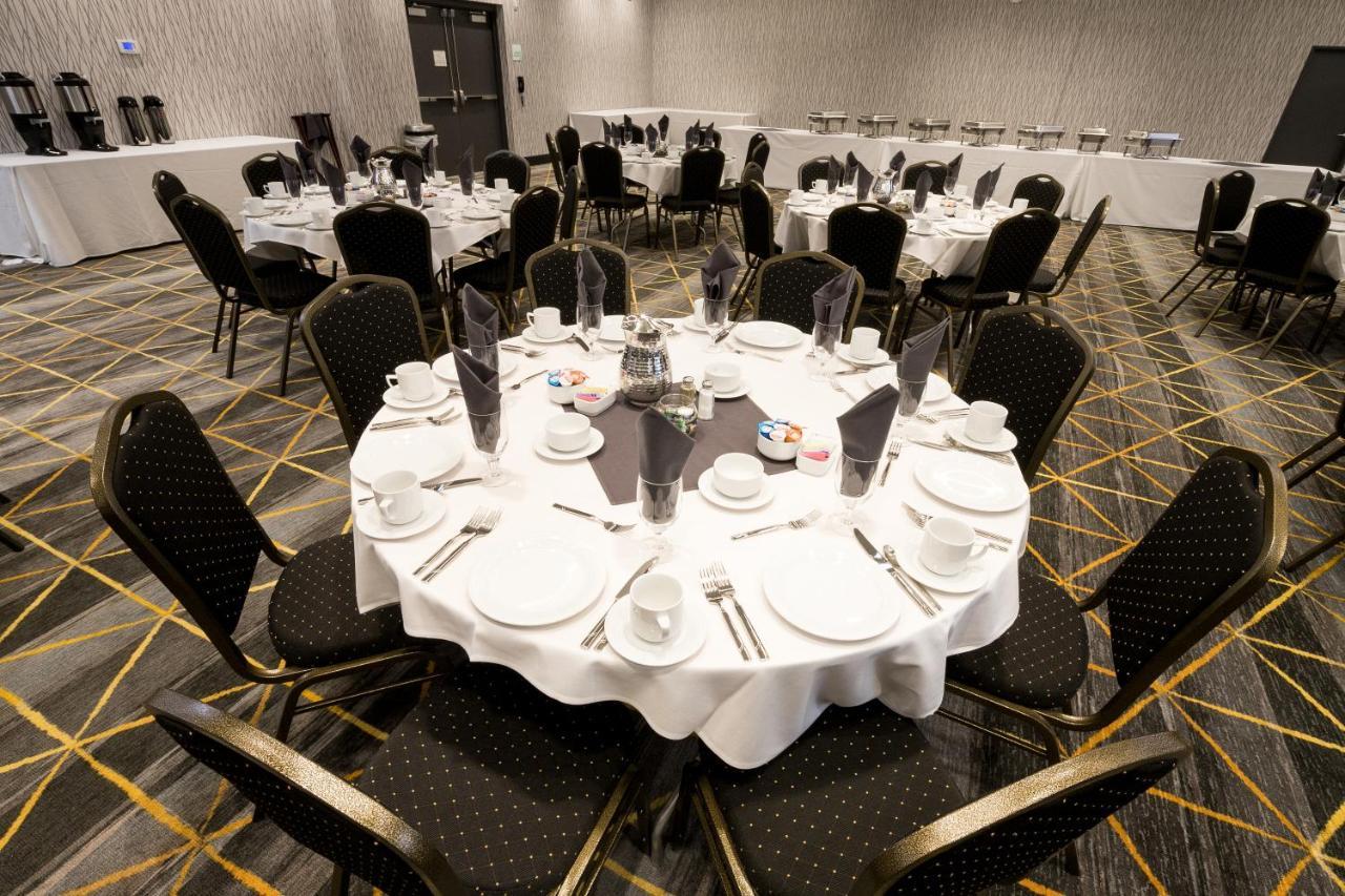 Holiday Inn & Suites Detroit - Troy By Ihg 외부 사진