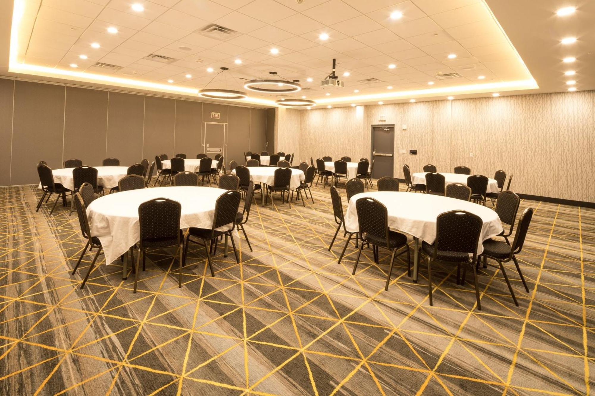 Holiday Inn & Suites Detroit - Troy By Ihg 외부 사진